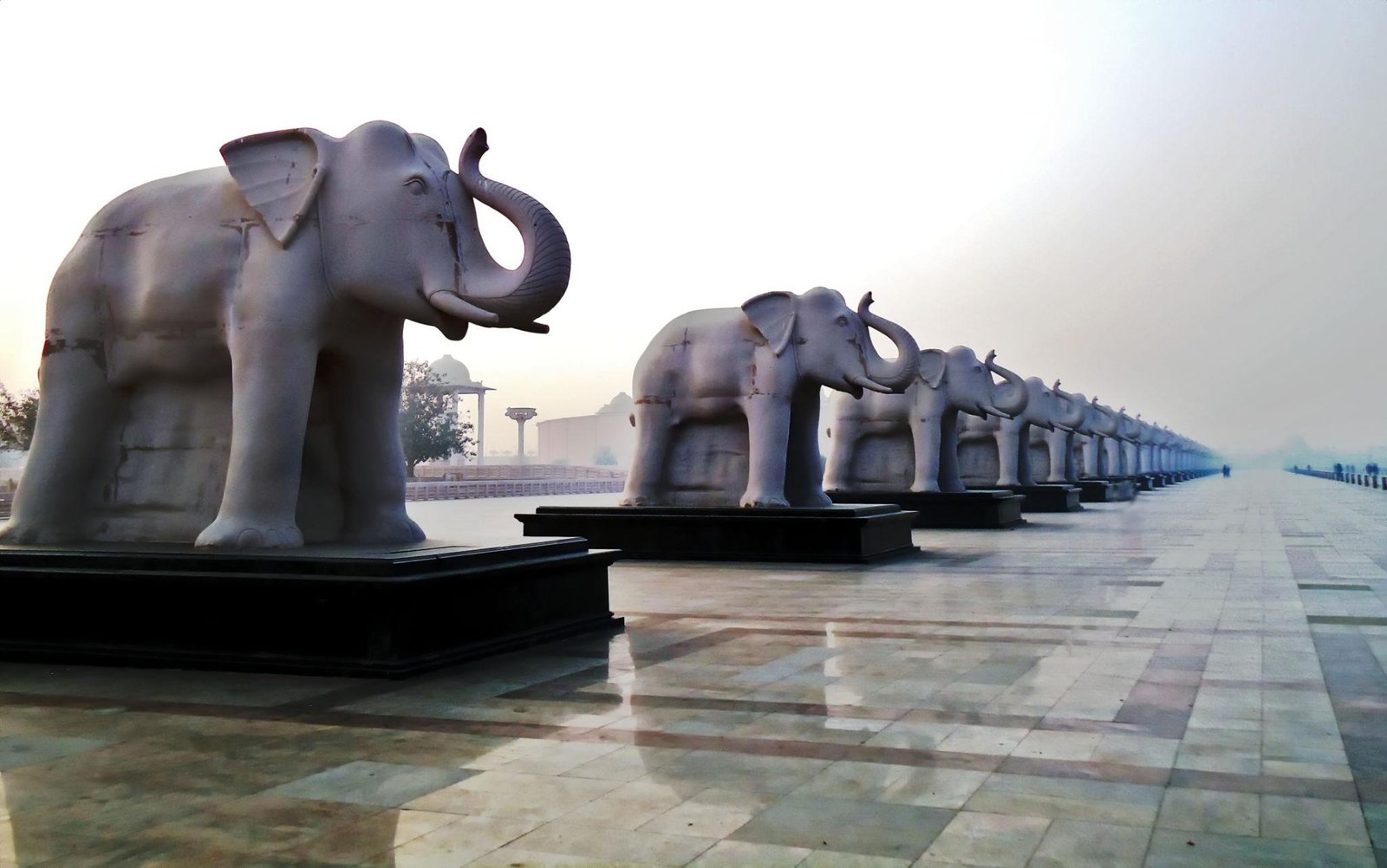 अम्बेडकर मेमोरियल पार्क (Ambedkar Memorial Park)